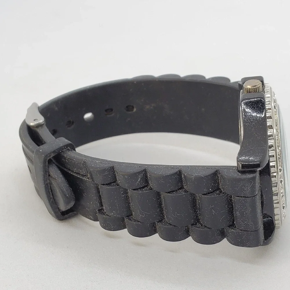 38MM Women Watch Black Dial Crystal Bezel Black Plastic‎ Band Straps New Battery